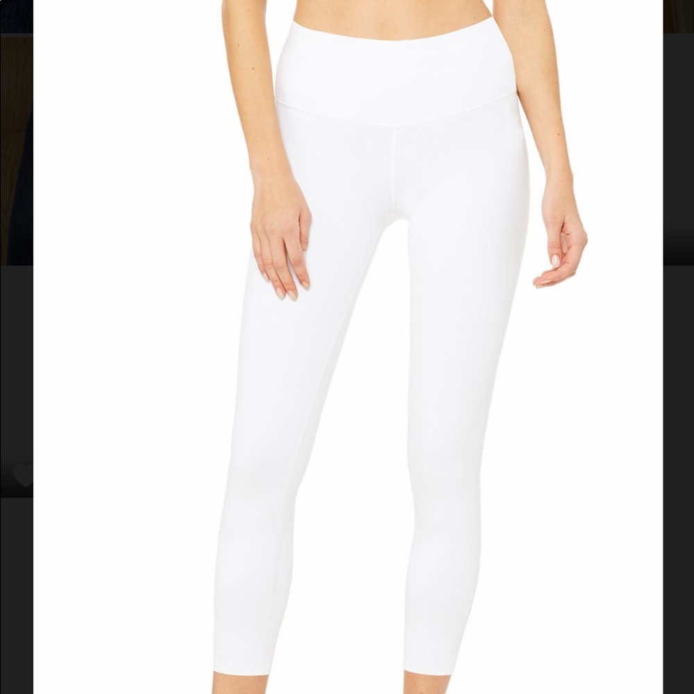 Alo Yoga High-Waist Airbrush Capri Leggings White